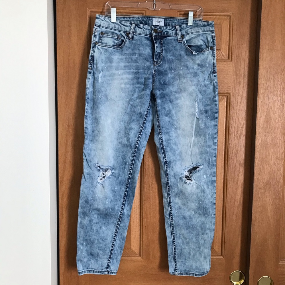 SOLD Celebrity Pink Denim Jeans - Picture 1 of 4